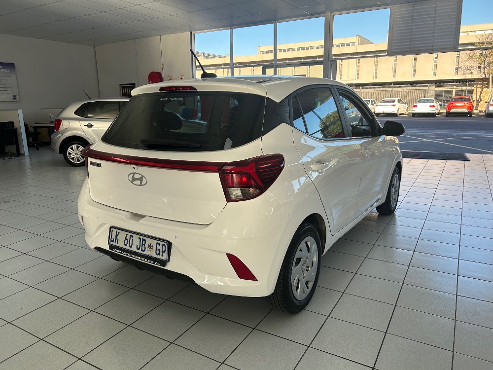 2023 GRAND i10 1.0 MOTION/PREMIUM