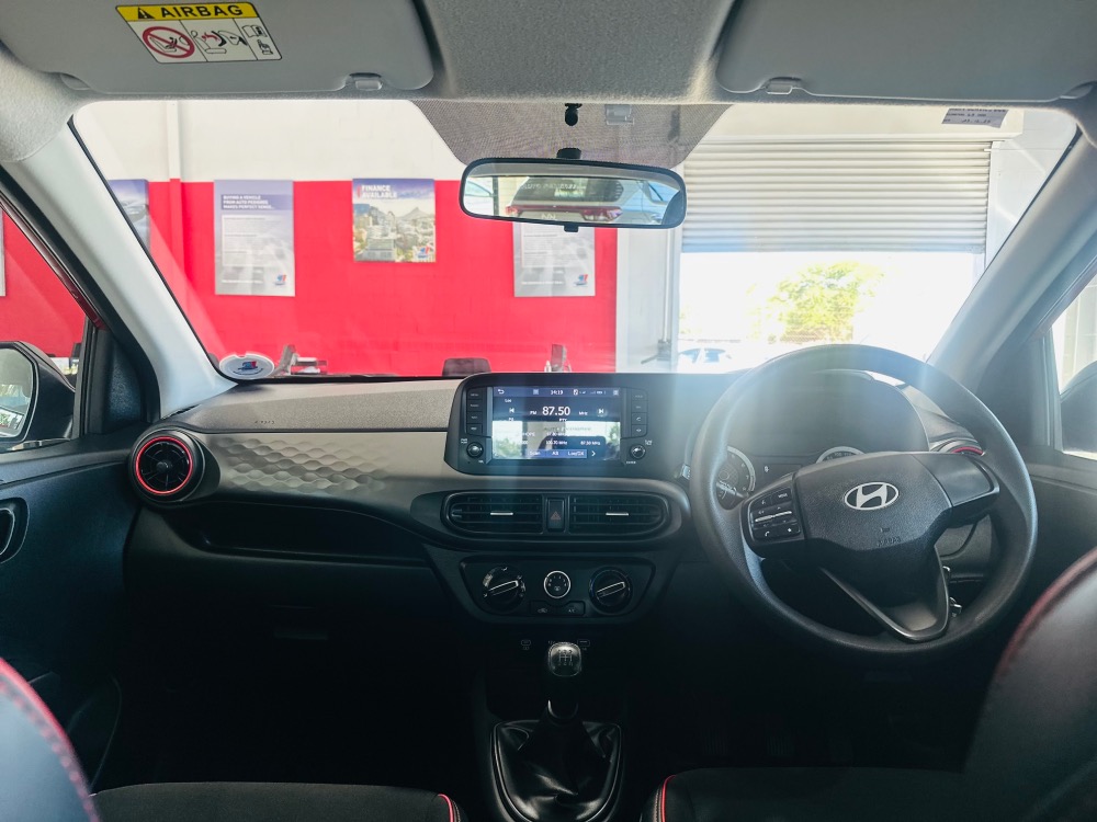 2023 GRAND i10 1.0 MOTION/PREMIUM