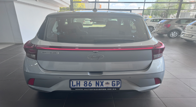 2023 GRAND i10 1.0 MOTION/PREMIUM
