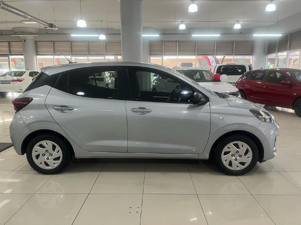 2023 GRAND i10 1.0 MOTION/PREMIUM