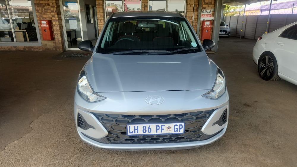 2023 GRAND i10 1.0 MOTION/PREMIUM