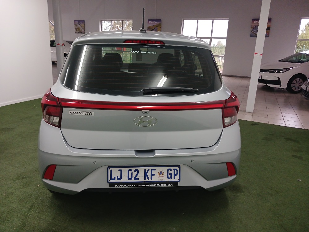 2023 GRAND i10 1.0 MOTION/PREMIUM