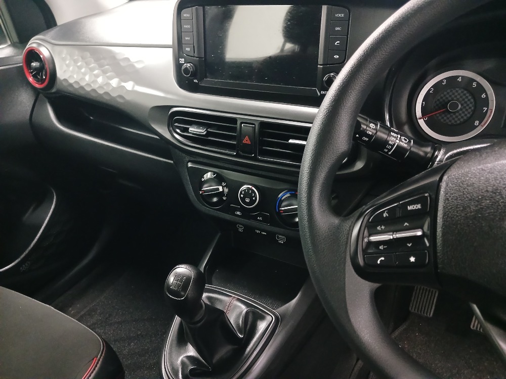 2023 GRAND i10 1.0 MOTION/PREMIUM