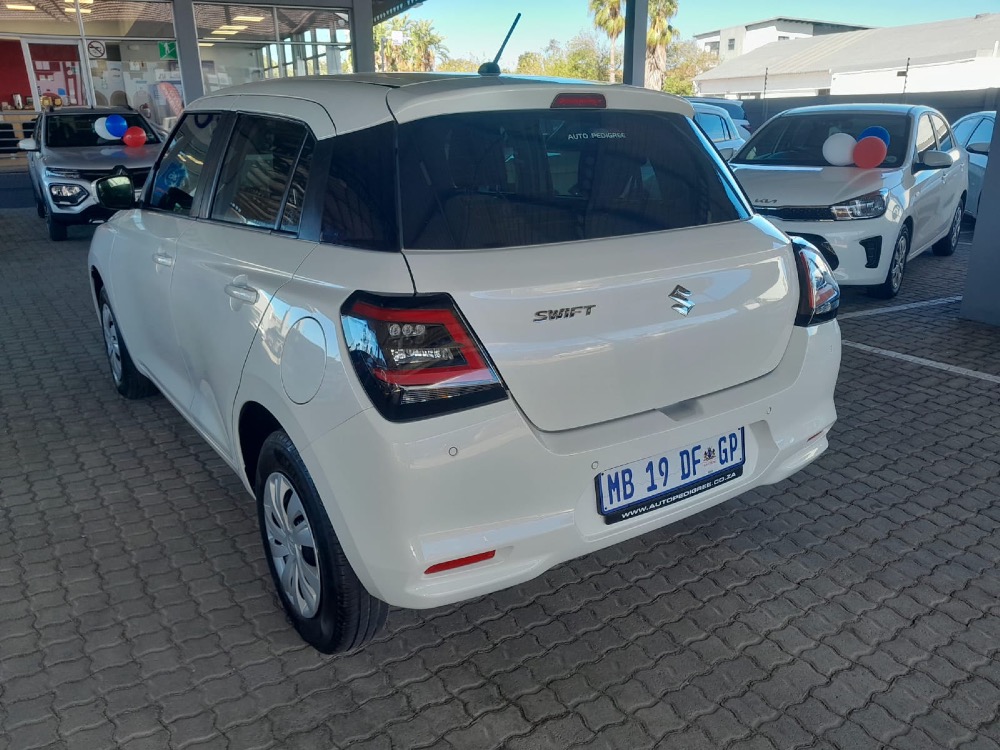 2024 SWIFT 1.2 GL