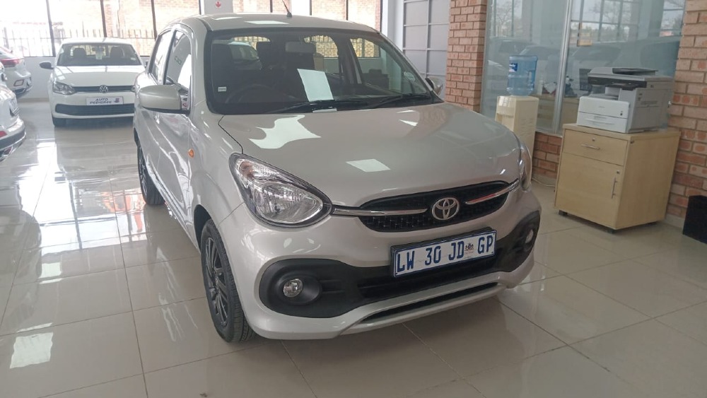 2024 Toyota Vitz