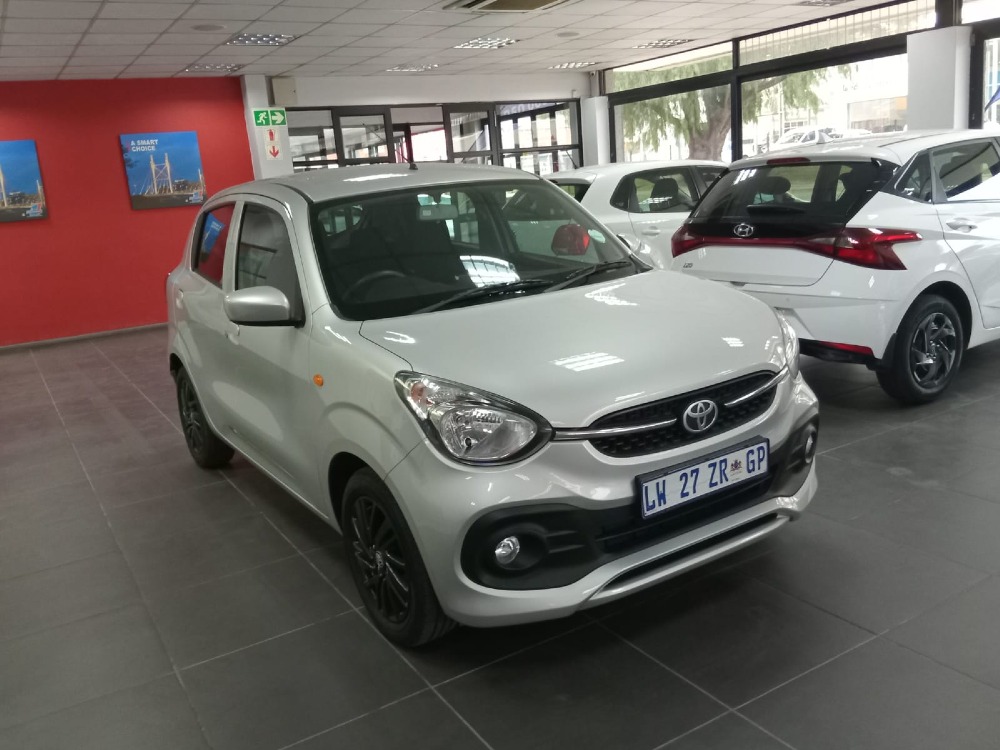 2024 Toyota Vitz