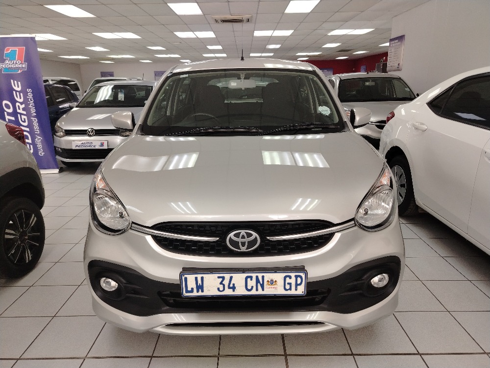 2024 VITZ 1.0 XR