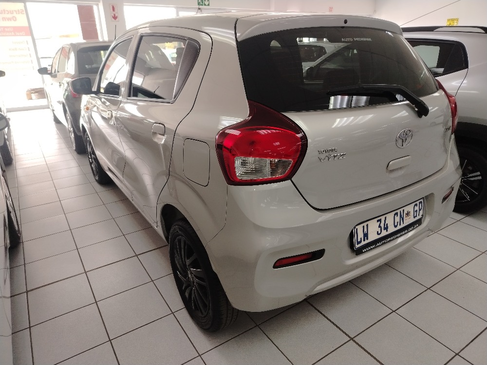 2024 VITZ 1.0 XR
