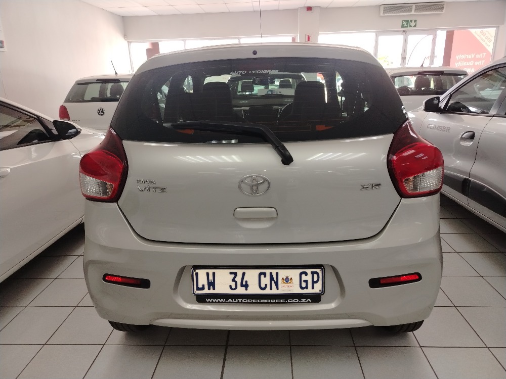 2024 VITZ 1.0 XR