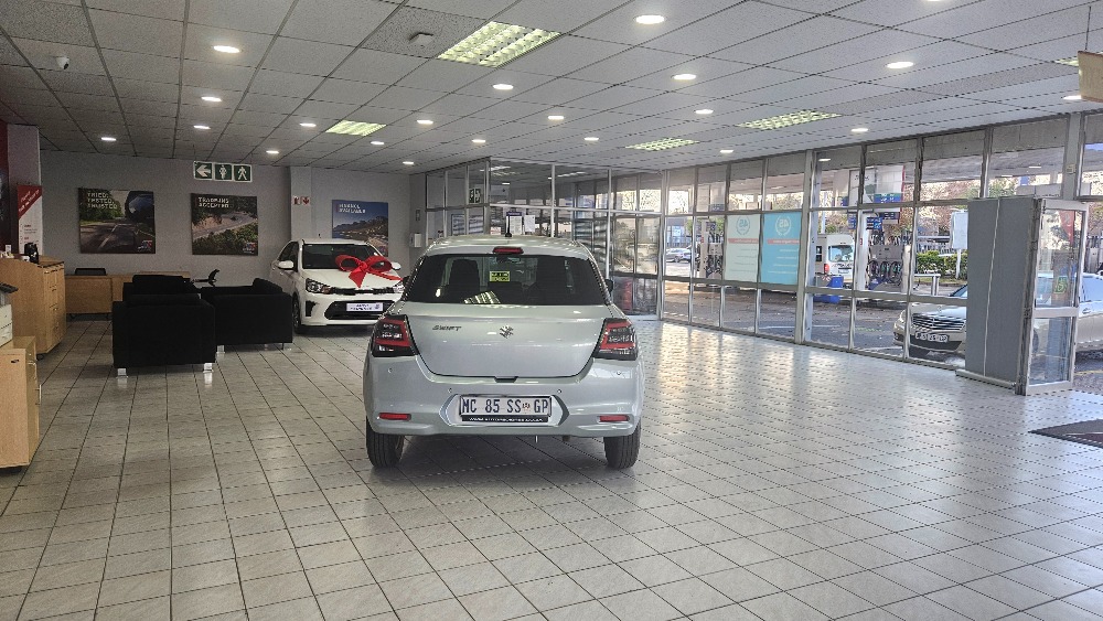 2025 SWIFT 1.2 GL
