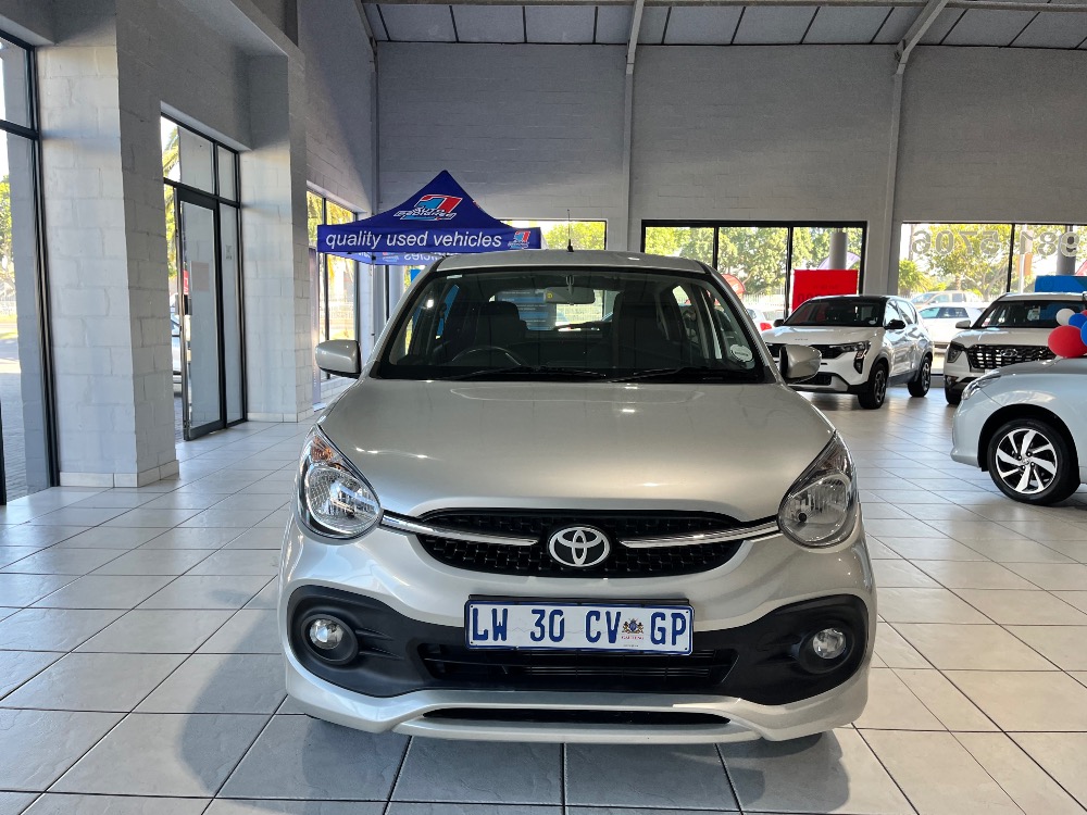 2024 VITZ 1.0 XR