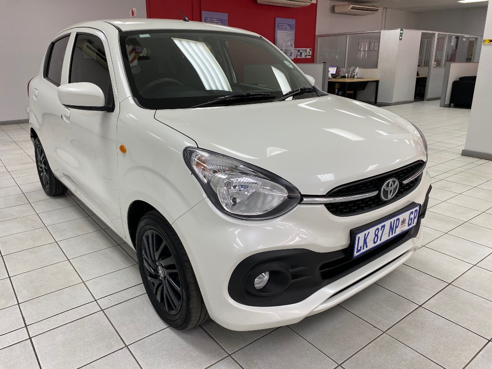 2023 Toyota Vitz