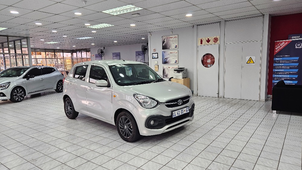 2023 Toyota Vitz