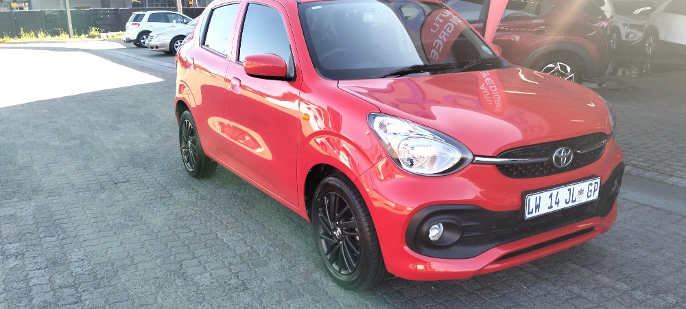 2024 VITZ 1.0 XR