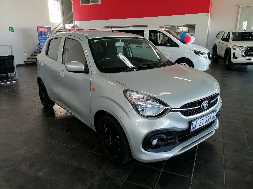 2024 VITZ 1.0 XR