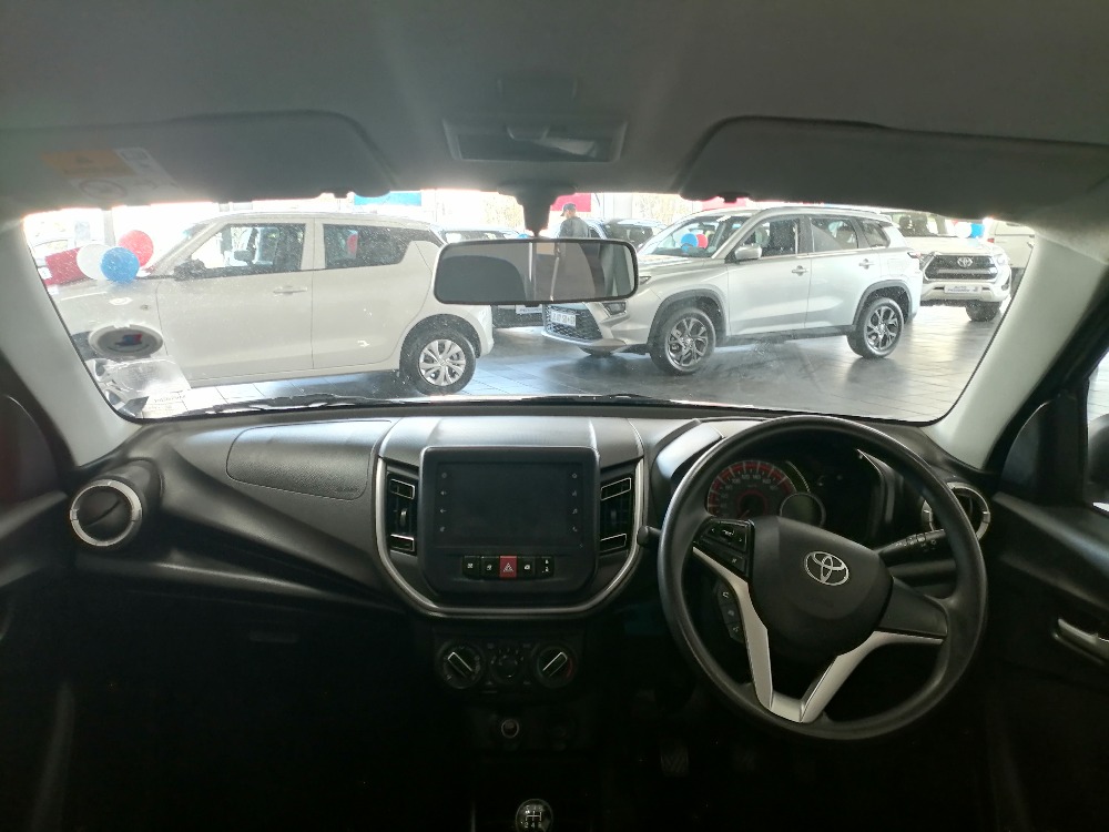 2024 VITZ 1.0 XR