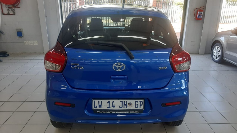2024 VITZ 1.0 XR