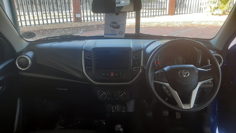 2024 VITZ 1.0 XR