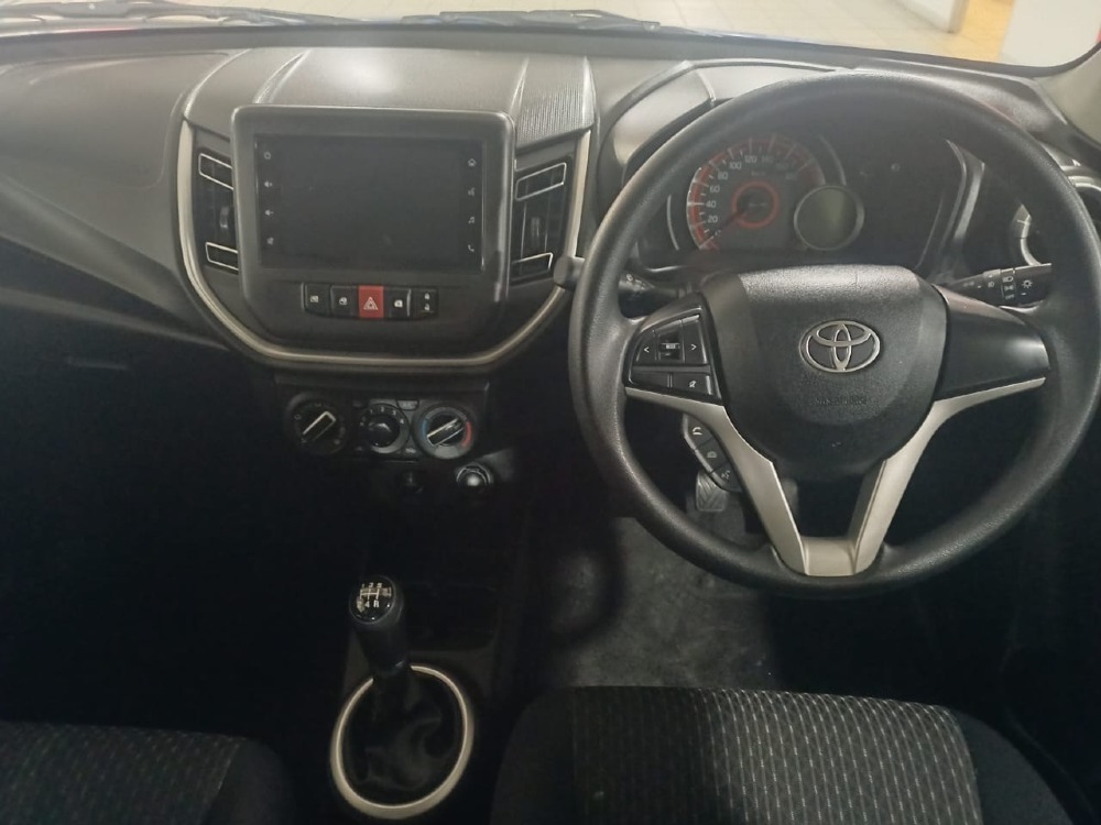 2024 VITZ 1.0 XR