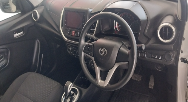 2023 VITZ 1.0 XR AMT