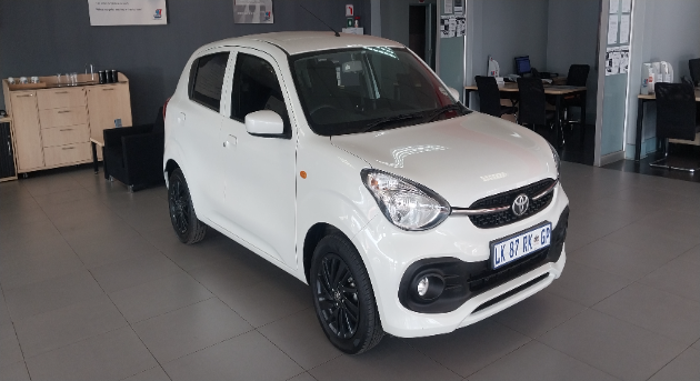 2023 Toyota Vitz