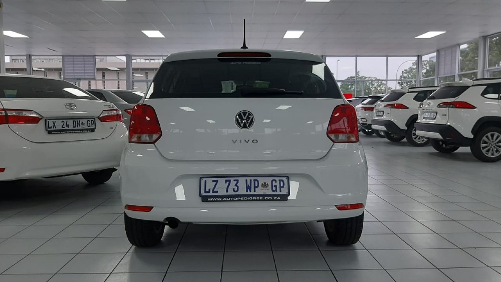 2024 POLO VIVO 1.6 LIFE TIP (5DR)