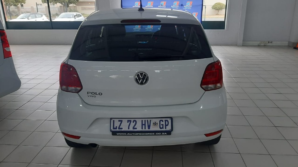 2024 POLO VIVO 1.6 LIFE TIP (5DR)