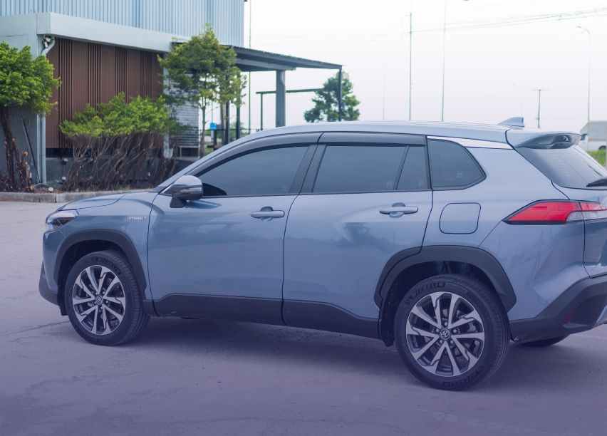 Which Hybrid Car Is The Least Expensive?